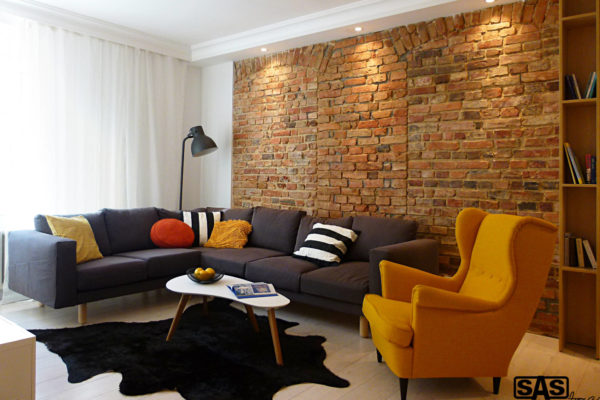 Aranżacja salonu w mieszkaniu w kamienicy - projekt architekt wnętrz Emilia Strzempek Plasun.